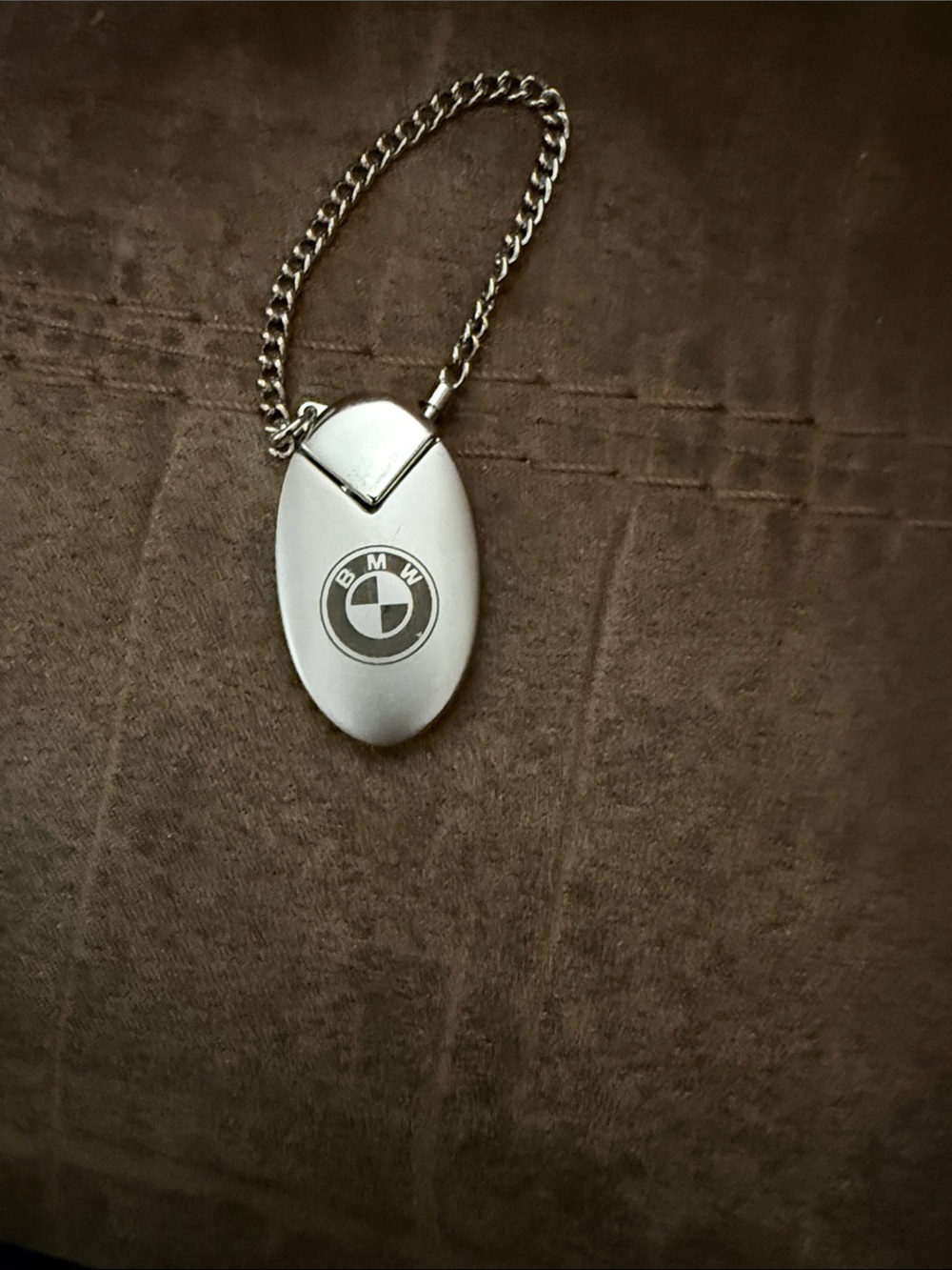 BMW Silver Oval Key Holder with Chain and Emblem